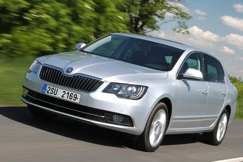 Discover the timeless appeal of saloon cars, from sports to family models. Enjoy premium airport transfers with Transfers 247 in Manchester. Book now for a luxurious ride!